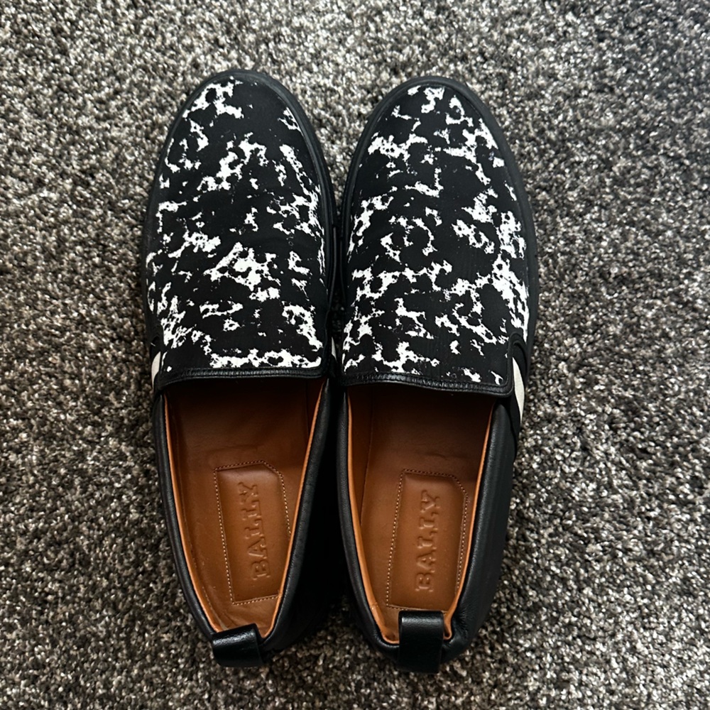 Bally Black and White Suede Loafers with Artistic Pattern